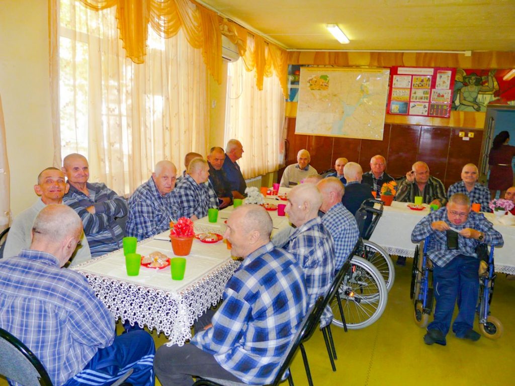 ГБССУ СО ГПВИ Суровикинский ПНИ: Мероприятия ко Дню пожилого человека